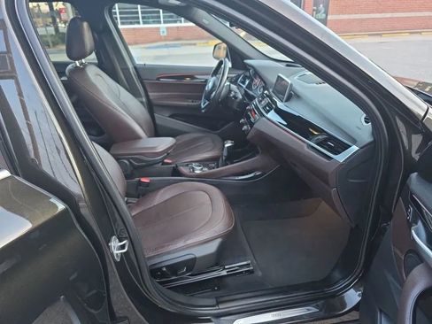 Used 2017 BMW X1 sDrive28i image 4
