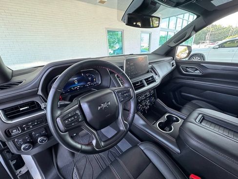 Used 2024 Chevrolet Suburban RST w/ Luxury Package AWD/4WD image 13