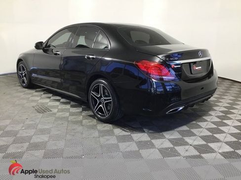 Used 2019 Mercedes-Benz C 300 4MATIC Sedan image 4