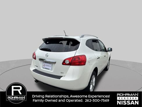Used 2013 Nissan Rogue SV w/ Premium Pkg FWD image 5
