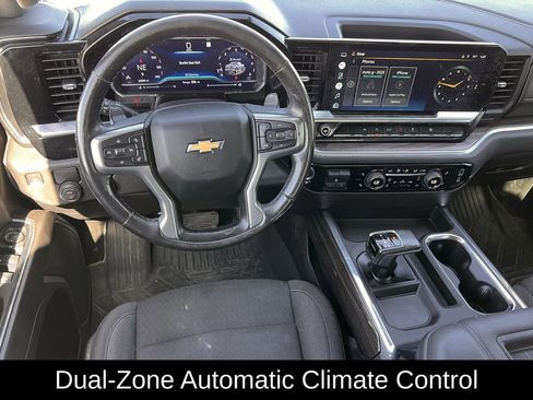 Used 2022 Chevrolet Silverado 1500 LT image 14