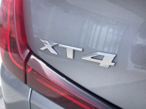 Certified 2024 Cadillac XT4 Luxury w/ Cold Weather Package FWD image 4
