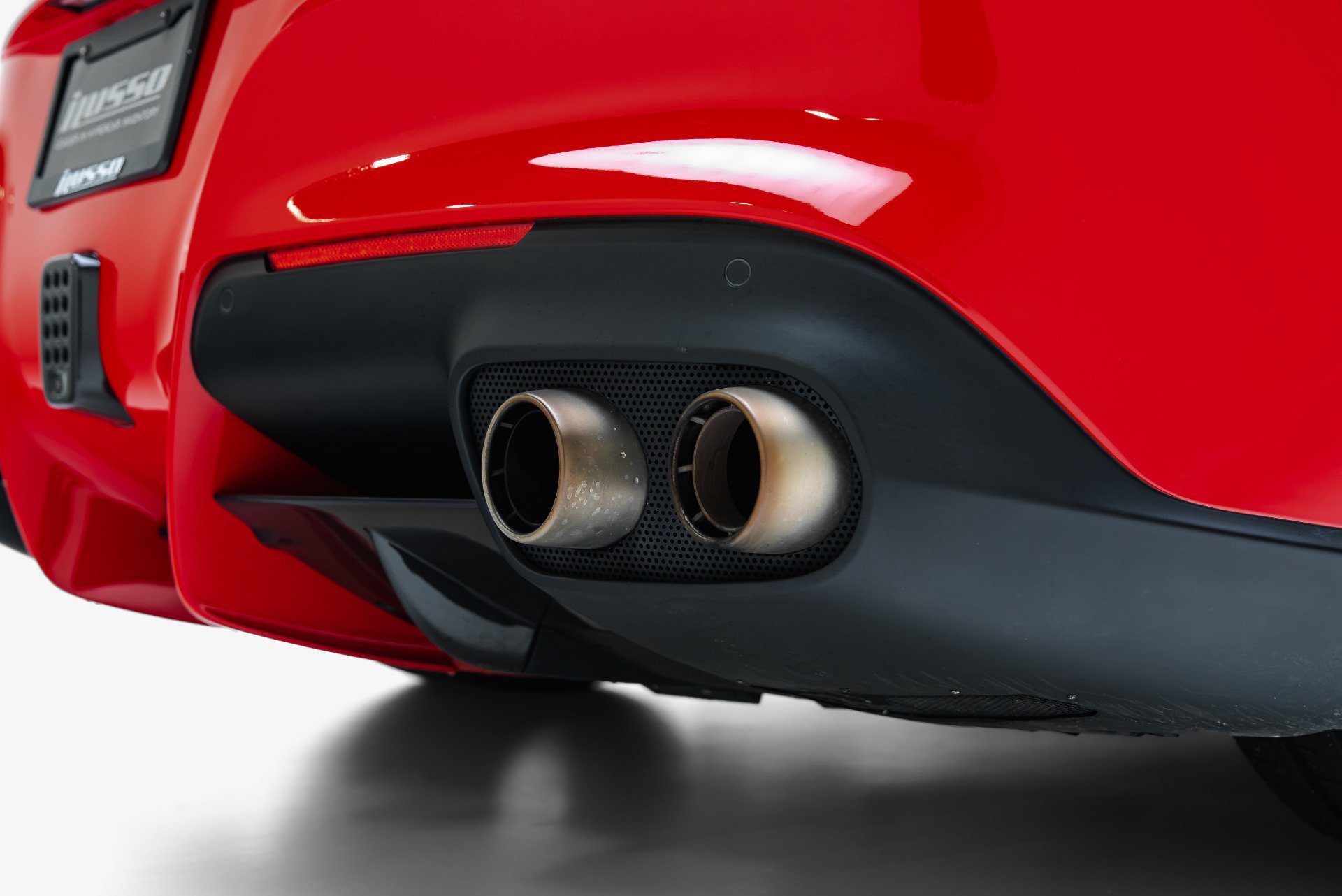 Used 2017 Ferrari F12 Berlinetta RWD image 48