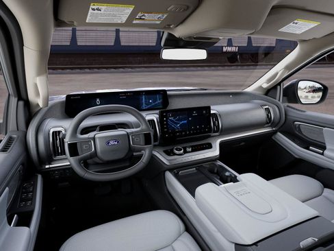 New 2027 Ford Expedition Platinum AWD/4WD image 9