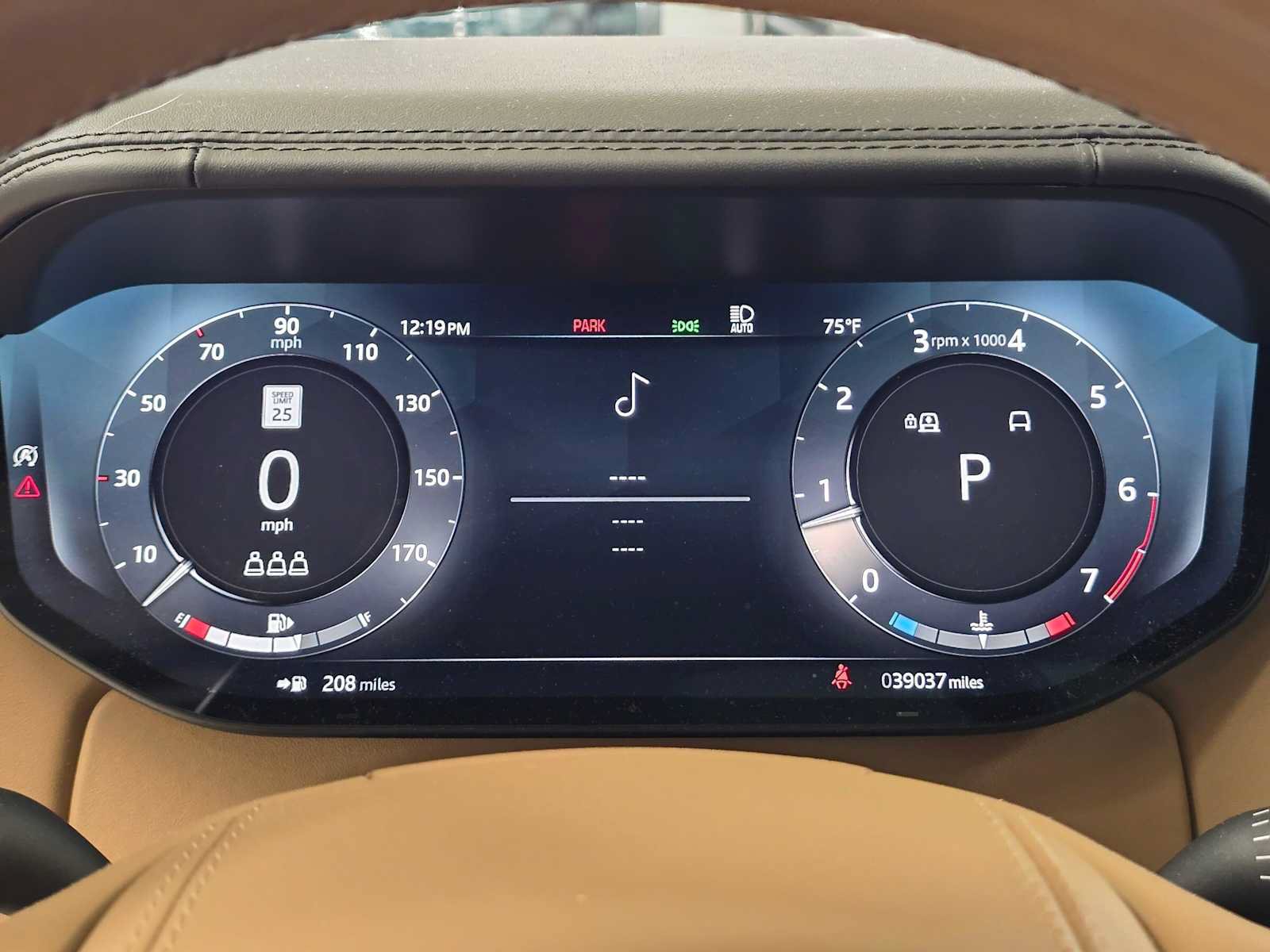 Used 2023 Land Rover Range Rover Autobiography AWD/4WD image 26