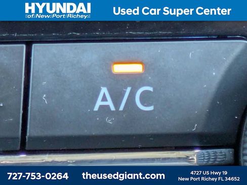 Used 2018 Nissan Rogue Sport SV w/ SV All-Weather Package AWD/4WD image 25