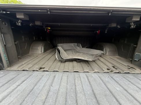 Used 2020 Chevrolet Silverado 1500 LT Trail Boss AWD/4WD image 19