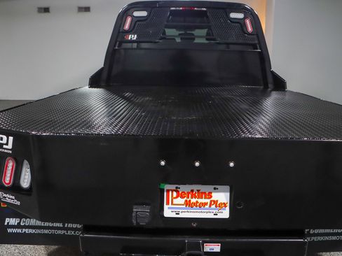 Used 2023 Ford F350 XL w/ XL Chrome Package image 8