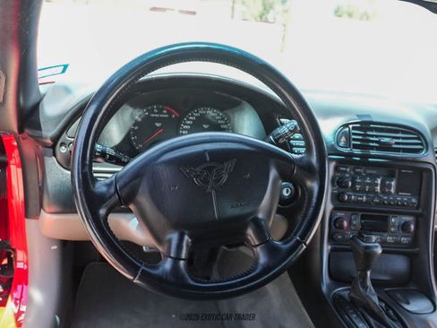 Used 1999 Chevrolet Corvette Coupe w/ Memory Pkg RWD image 29