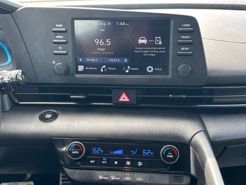 Used 2026 Hyundai Elantra Sport FWD image 14