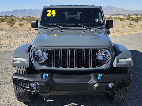Used 2024 Jeep Wrangler Sport S w/ Technology Group AWD/4WD image 2