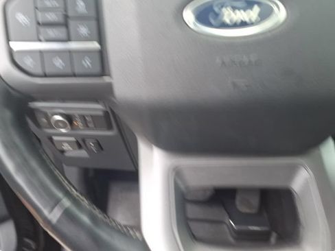 Used 2022 Ford F150 Lariat w/ Equipment Group 502A High AWD/4WD image 22