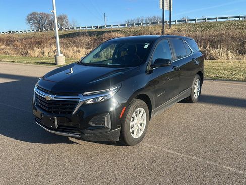 Used 2024 Chevrolet Equinox LT image 7