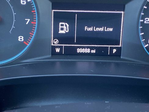 Used 2021 Chevrolet Malibu RS FWD image 28