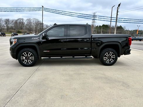 Used 2019 GMC Sierra 1500 AT4 w/ AT4 Preferred Package image 2