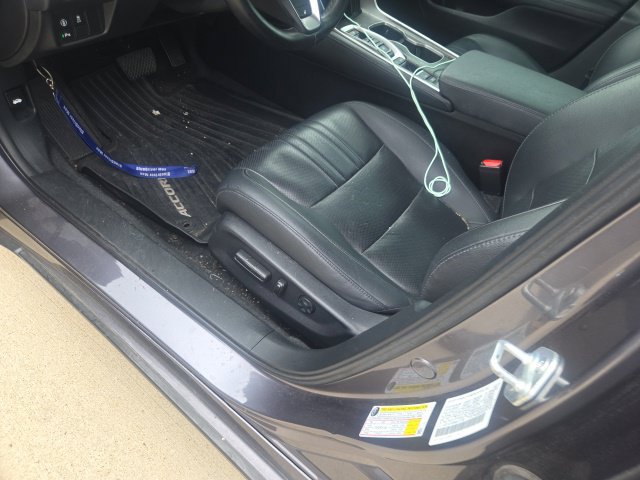 Used 2021 Honda Accord Touring image 8