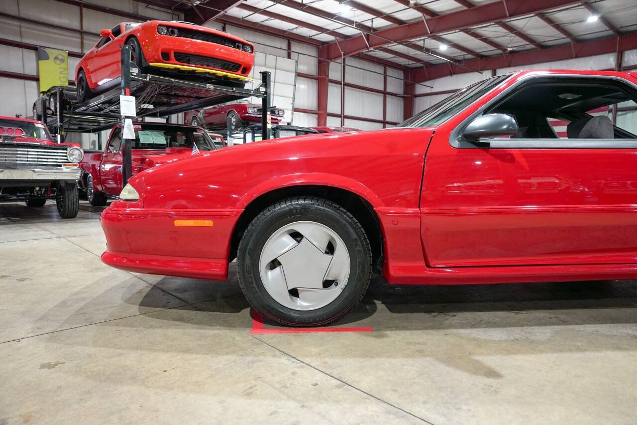 Used 1992 Dodge Daytona ES FWD image 3