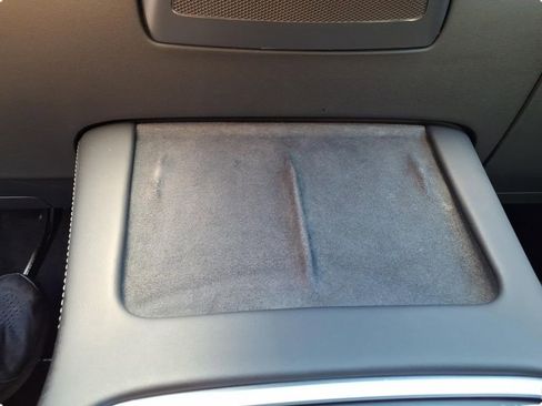 Used 2023 Tesla Model 3 Standard Range image 30