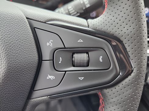 New 2026 Chevrolet Trax RS w/ Driver Confidence Package FWD image 24