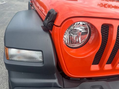 Used 2018 Jeep Wrangler Sport AWD/4WD image 52