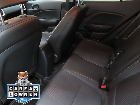 Used 2023 Hyundai Venue Limited w/ Cargo Package FWD image 22