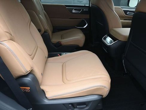 New 2026 INFINITI QX80 Luxe image 38