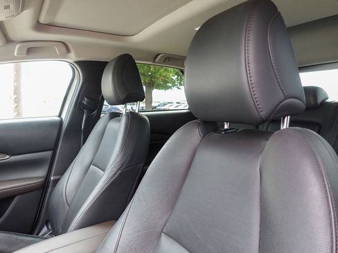 Certified 2024 MAZDA CX-30 AWD 2.5 S w/ Premium Package image 10