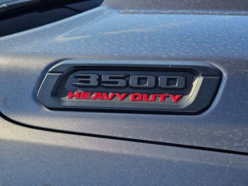 Used 2022 RAM 3500 Laramie w/ Night Edition AWD/4WD image 7