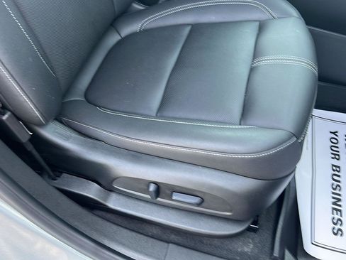 Used 2024 Chevrolet Blazer LT w/ LPO, Floor Liner Package FWD image 32