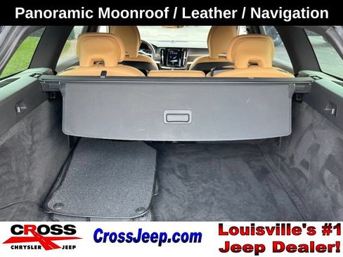 Used 2019 Volvo V90 T6 Cross Country w/ Advanced Package AWD/4WD image 32