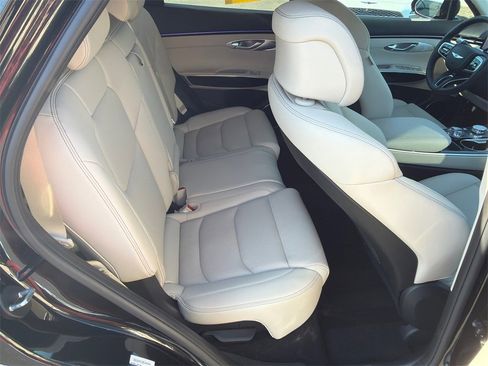 Used 2026 Genesis GV70 2.5T image 15