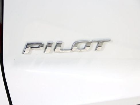 Used 2022 Honda Pilot Elite image 10