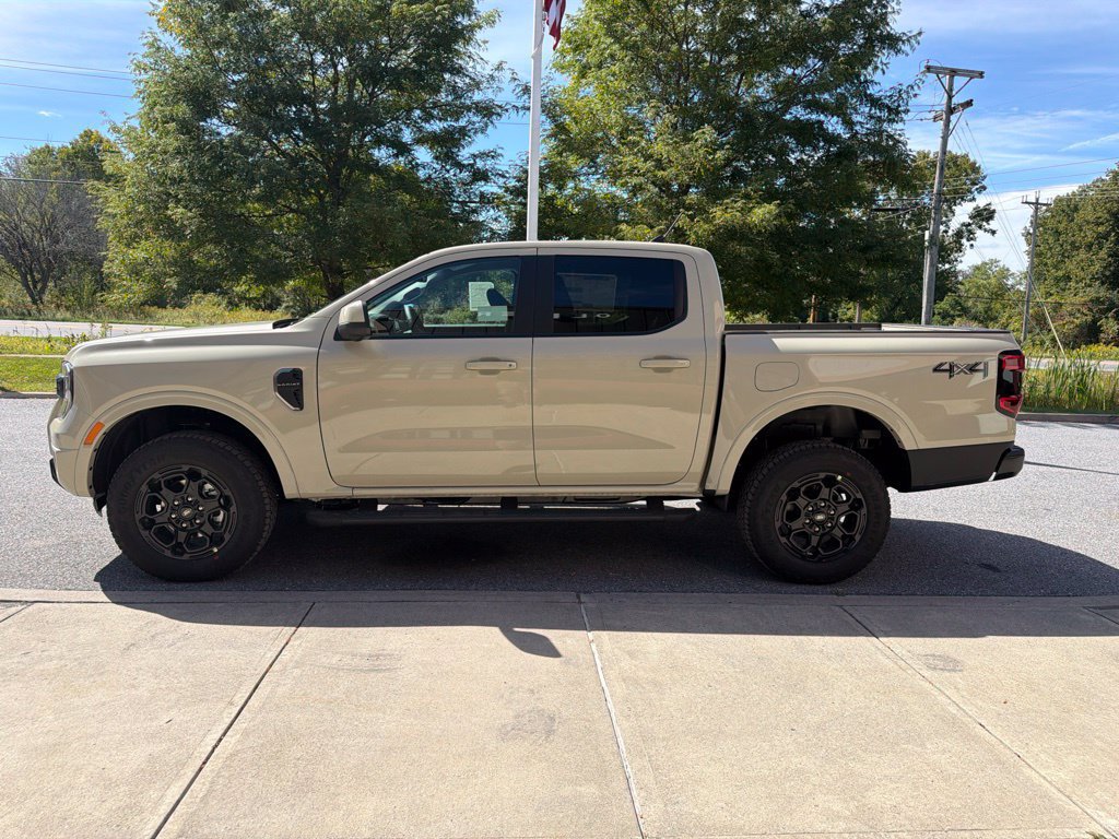 New 2026 Ford Ranger Lariat w/ Black Appearance Package AWD/4WD image 4