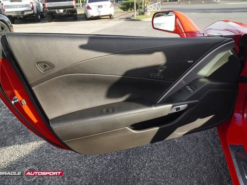 Used 2014 Chevrolet Corvette Stingray Convertible image 17