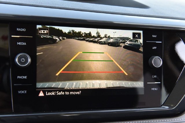 Used 2024 Volkswagen Taos SEL AWD/4WD image 13