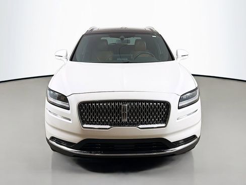 Used 2022 Lincoln Nautilus Reserve w/ Luxury Package image 12