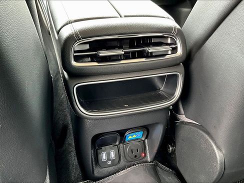 Used 2024 Genesis GV80 3.5T image 25