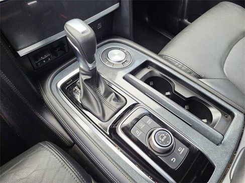 Used 2024 Nissan Armada SL w/ Midnight Edition Package image 20