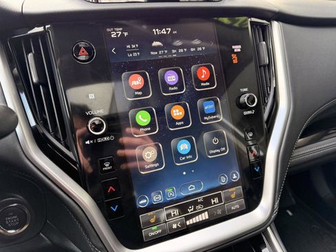 Certified 2025 Subaru Legacy Limited image 21