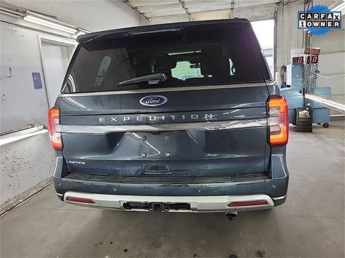 Used 2023 Ford Expedition Limited image 5