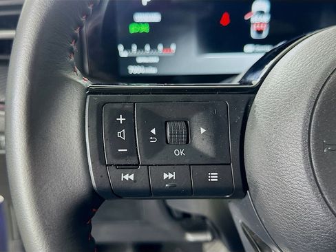 Used 2025 Nissan Kicks SR w/ Interior Electronics Package image 22