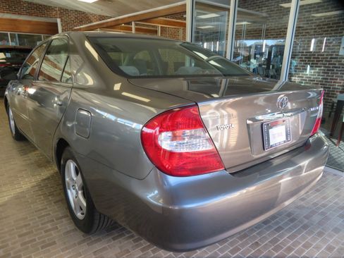 Used 2004 Toyota Camry SE image 59