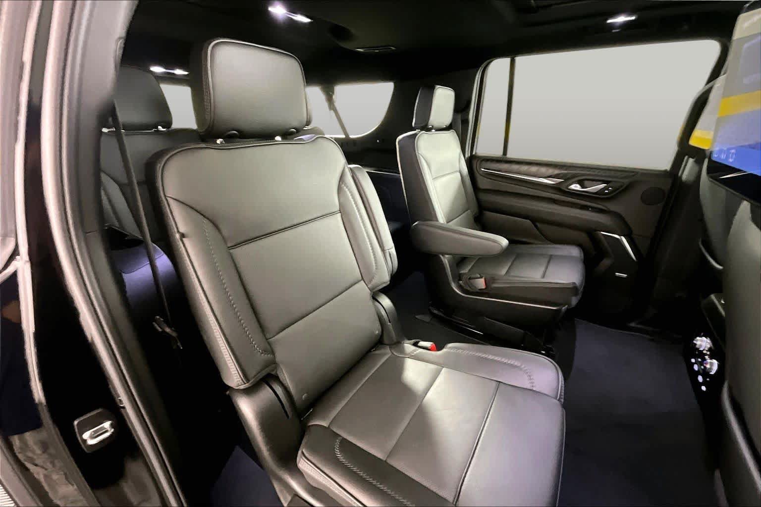 Used 2024 GMC Yukon XL Denali w/ Max Trailering Package AWD/4WD image 19
