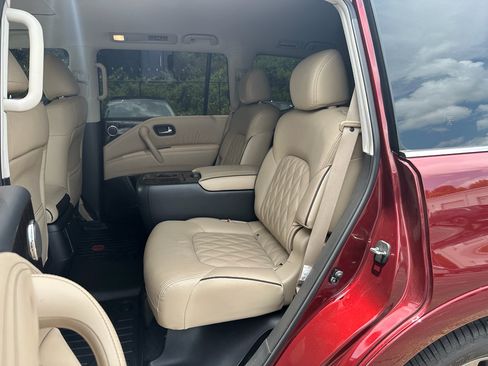 Used 2024 Nissan Armada Platinum w/ Captain's Chairs Package RWD image 9