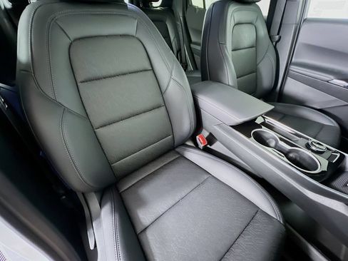 New 2026 Chevrolet Equinox LT w/ Convenience Package II AWD/4WD image 27