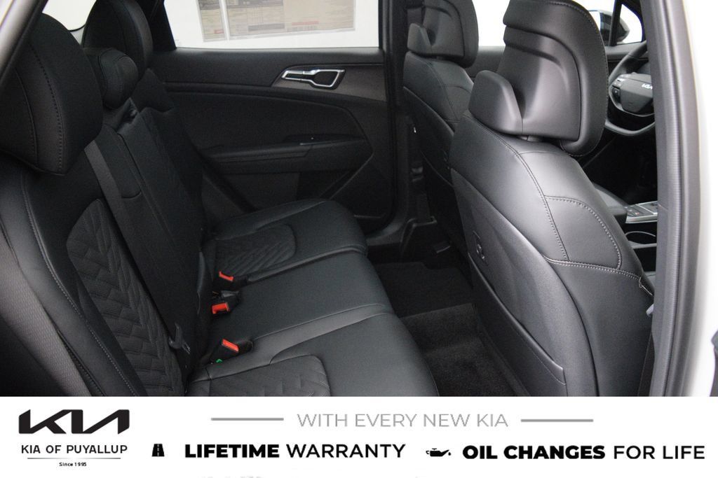 New 2026 Kia Sportage X-Line w/ X-Line Technology Package AWD/4WD image 14