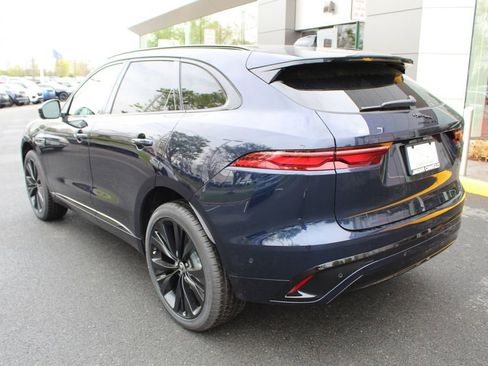 Used 2026 Jaguar F-PACE R-Dynamic S image 10
