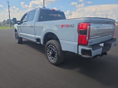 Used 2024 Ford F250 Platinum AWD/4WD image 14