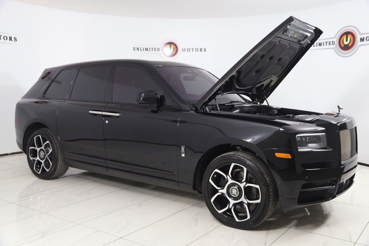 Used 2024 Rolls-Royce Cullinan Black Badge AWD/4WD image 35