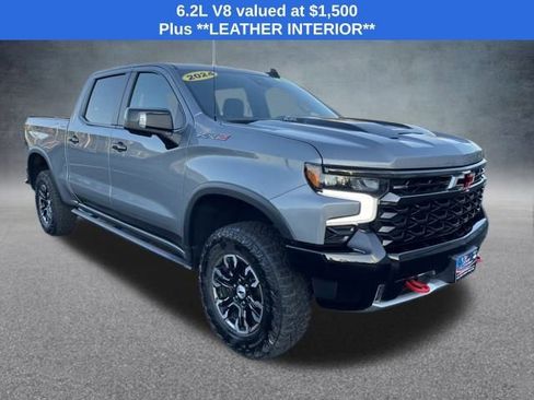 Used 2024 Chevrolet Silverado 1500 ZR2 w/ Technology Package image 4